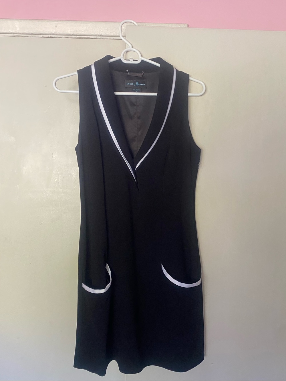 Guess by Marciano Black Tuxedo Dress size 6
